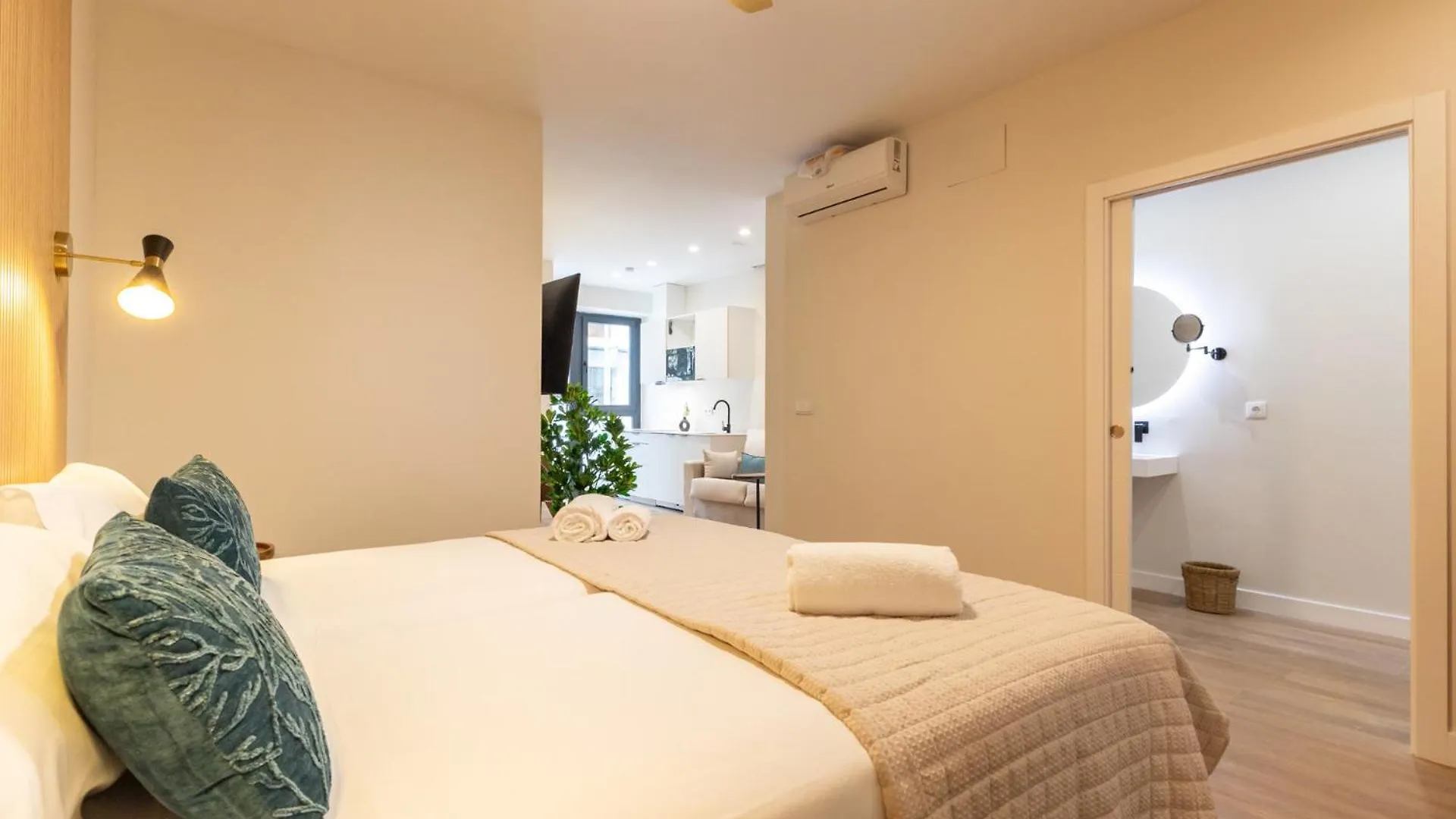 Acacias City Center By Valcambre Sevilla Apartment